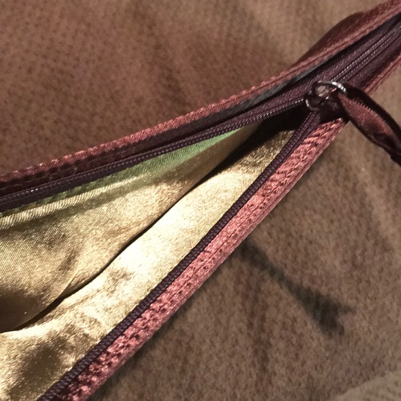 Sequined and appliqués handbag - Picture 4 of 5